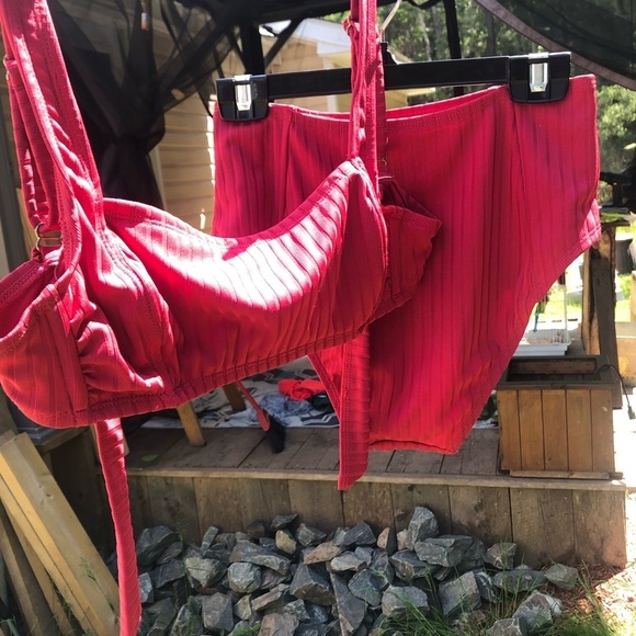 Xhiliration 2 piece high waisted 1960s bathing suit style - Picture 3 of 13